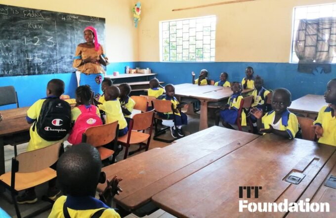 Escuela de Manduar en Gambia África