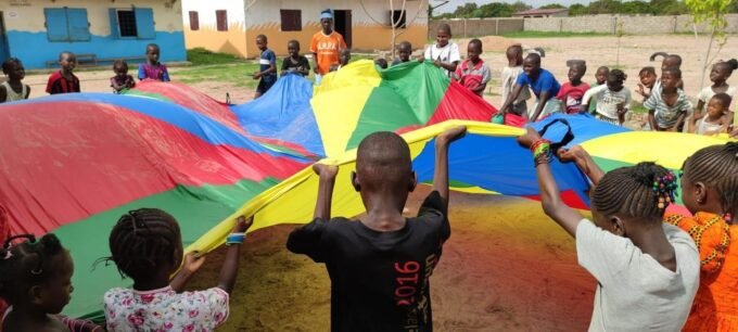 Escuela Gambia (África)