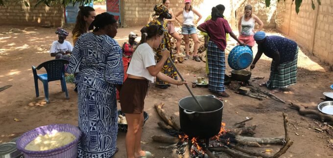 actividad cocina mujeres amdalai